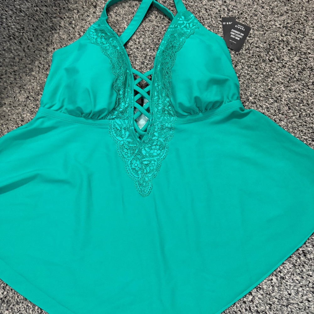 Torrid swim top 0x